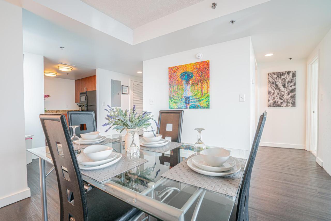 2 Bedroom Fully Furnished Over Camden Yards Apts Apartment *